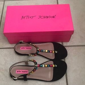 💛BRAND NEW💛 🔹BETSEY JOHNSON🔹 SANDALS